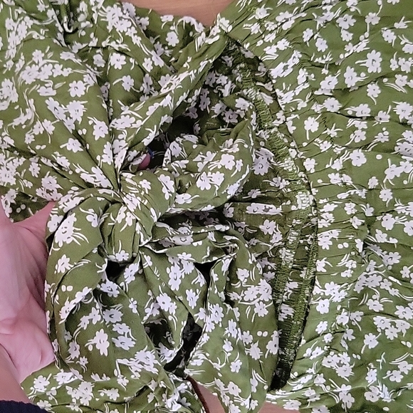 NWT Princess Polly Ragnar Tie Front Cut Out Romper Green Floral 6 - Picture 7 of 11